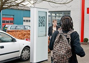 informační kiosky - digital signage - internetové kiosky - digitální zobrazovací plochy - vnitřní kiosky - info kiosek- samsung - nec - kasume