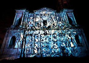 mapping-videomapping-video mapping-maping-videomaping-mapingbudovy-mappingbudovy-mapping-maping-kasume