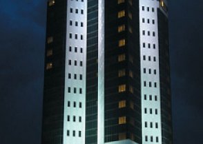 scénické nasvícení-světelná technika-osvětlení-osvětlení budov-osvětlení interiérů-barevné nasvícení-scénické osvětlení-architektonické osvětlení-kasume