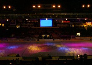 vybavení hokejových arén - multimediální kostky - mapping - reklamní mantinely - LED panely - show osvětlení - ozvučení - kasume